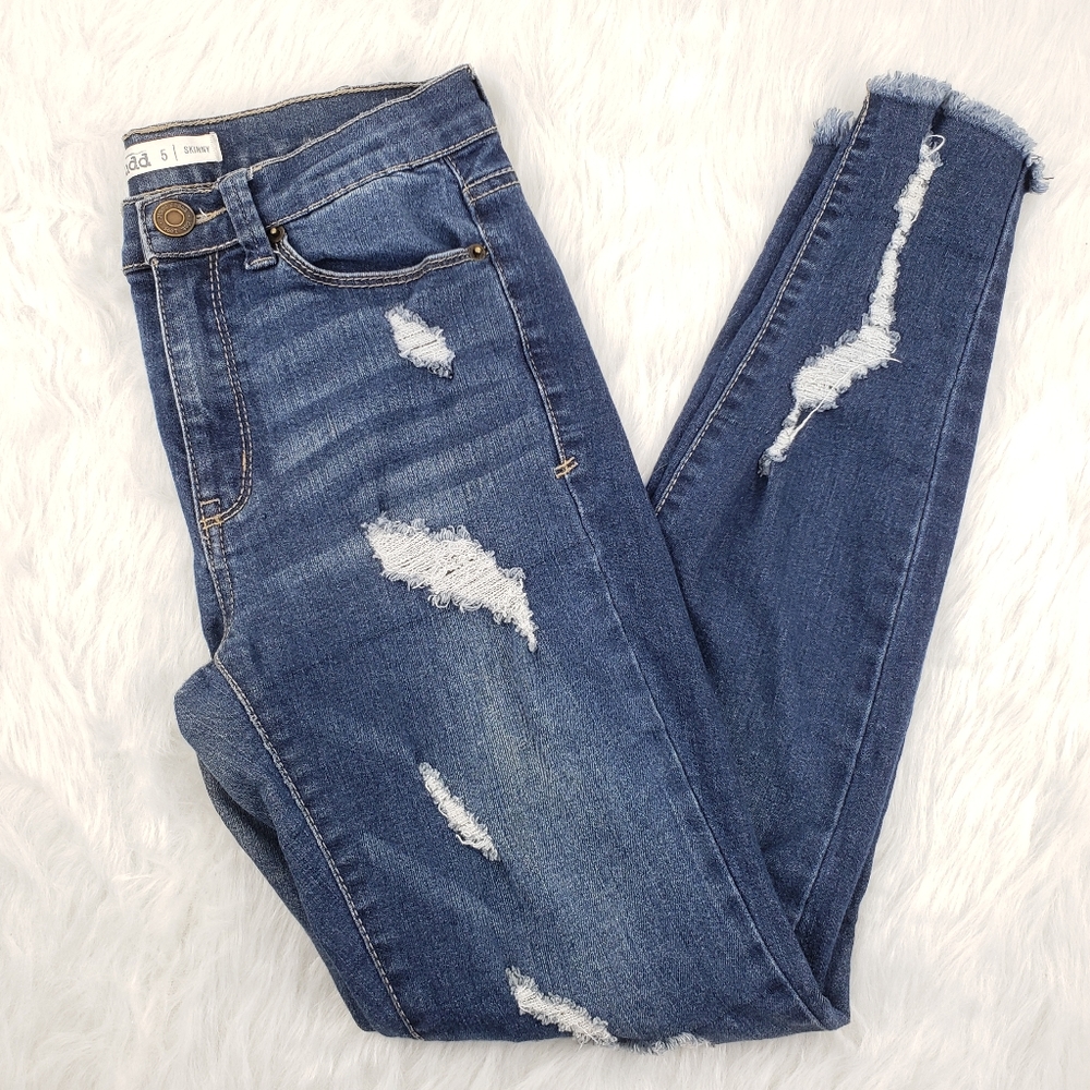 🏷Mudd | Distressed Hi Rise Skinny Jegging Jean 5